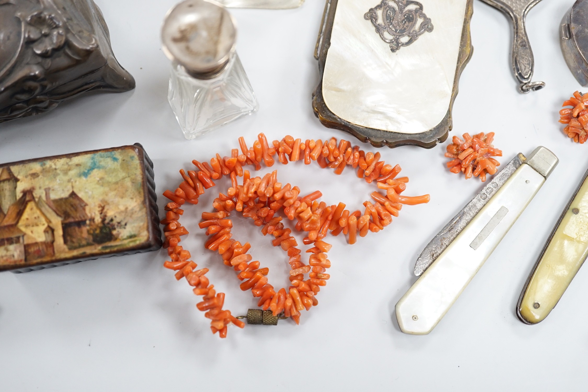 Mixed collectables including silver and tortoiseshell mounted glass toilet jar, miniature hand bag mirror, silver heart pill box, fruit knife, mother of pearl mounted purse, etc.